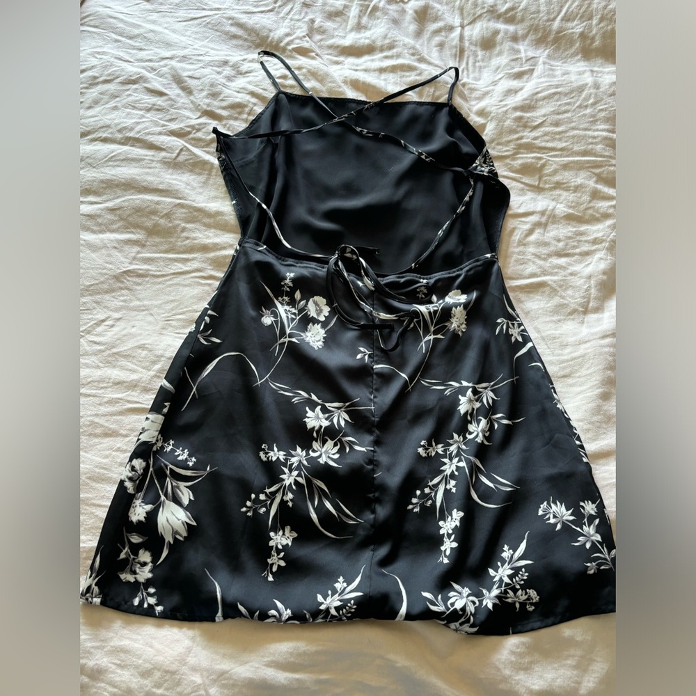 Lulus - satin black floral backless strappy square neck dress